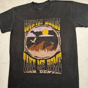 Free People oversized T shirt, John Denver country roads art work size XS